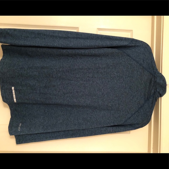 NIKE MENS NAVY HALF ZIP PULLOVER MEDIUM - Picture 3 of 3